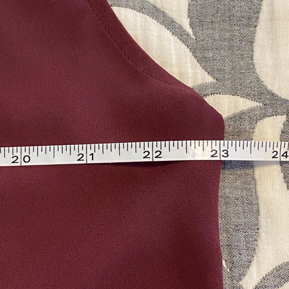 Beautiful Maroon Loft Sleeveless Top Large - Picture 5 of 5
